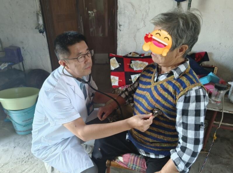 走訪出院患者。