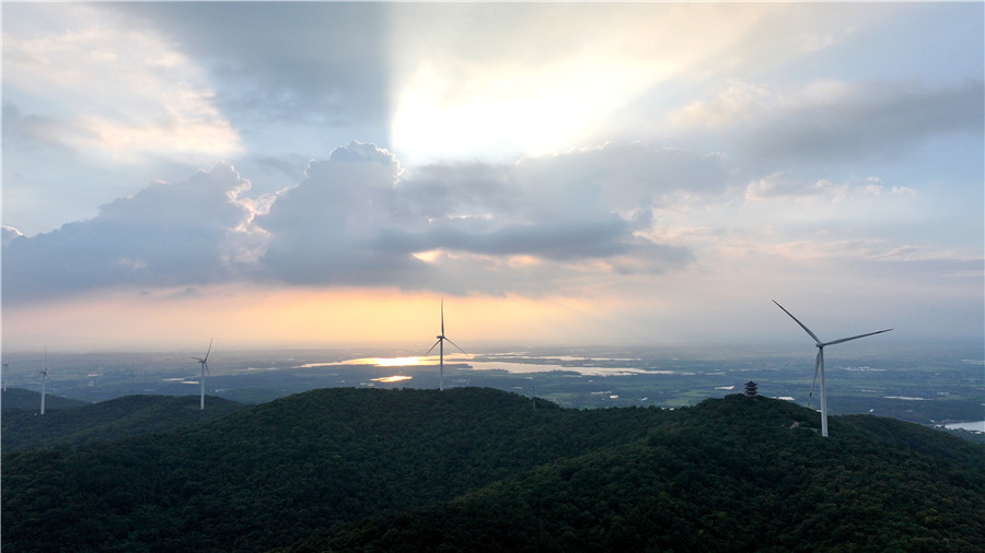 全椒慢嶺段的風電場。