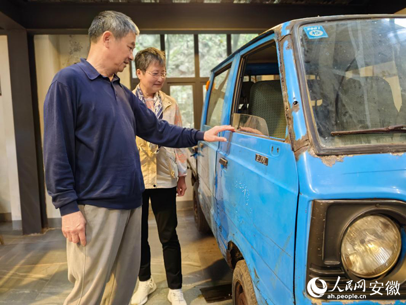 江素好、孫培雲故地重游。人民網記者 韓震震攝