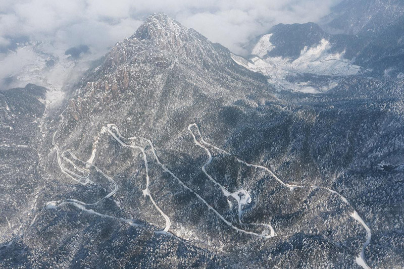 皖浙天路初雪