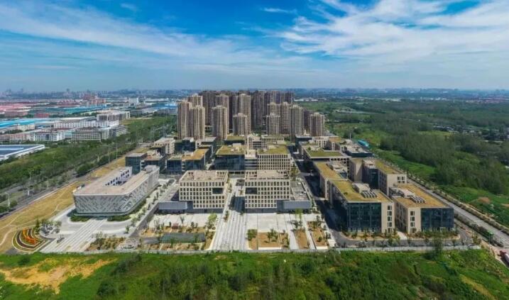中关村协同创新智汇园推动产业聚集。