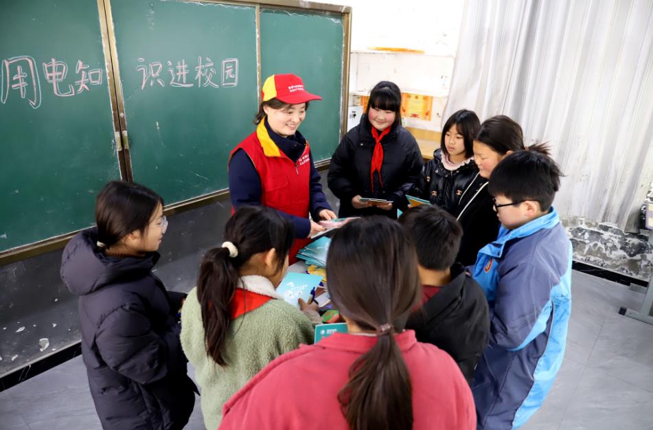 安徽涡阳：学安全用电知识 度快乐寒假【2】
