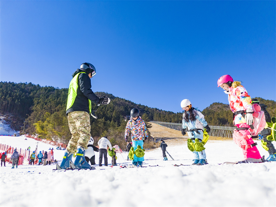 安徽岳西：“冰雪+”助力乡村振兴【3】