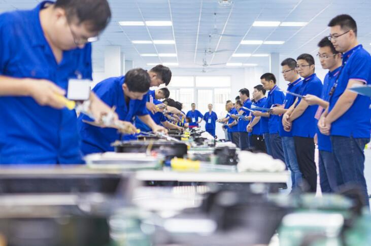 合燃华润燃气职工参加技能竞赛，以赛促练提升为民服务技能水平。 合燃华润燃气供图