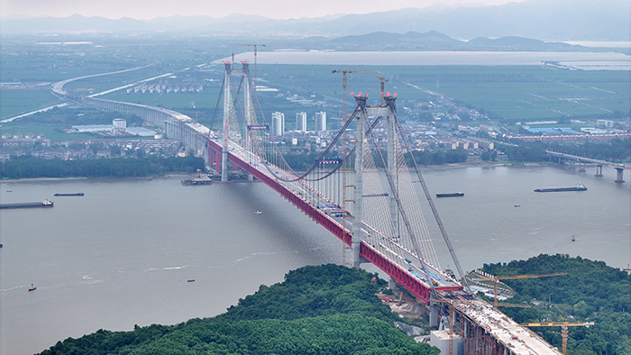 G3銅陵長(zhǎng)江公鐵大橋。李博攝.jpg