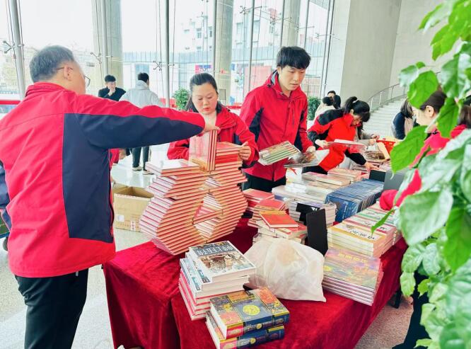 春节书市伴你欢欢喜喜过大年。
