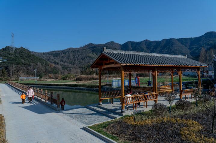 东山村和美乡村。