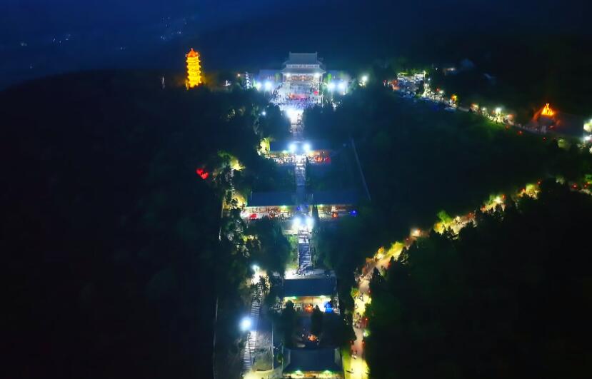 八公山古庙会。寿县融媒体中心供图