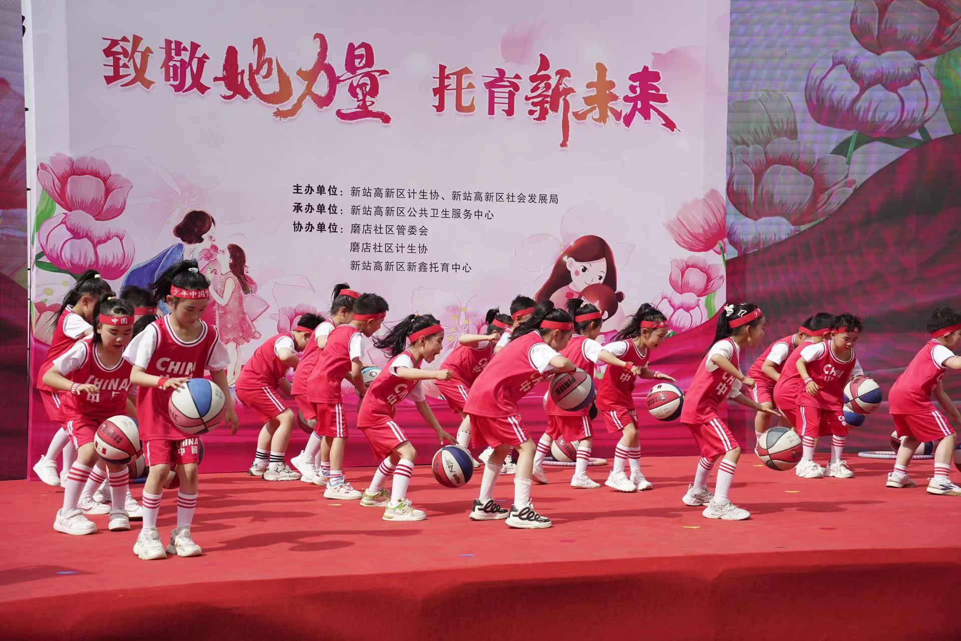 孩子們用純真舞步踏出夢想節拍。