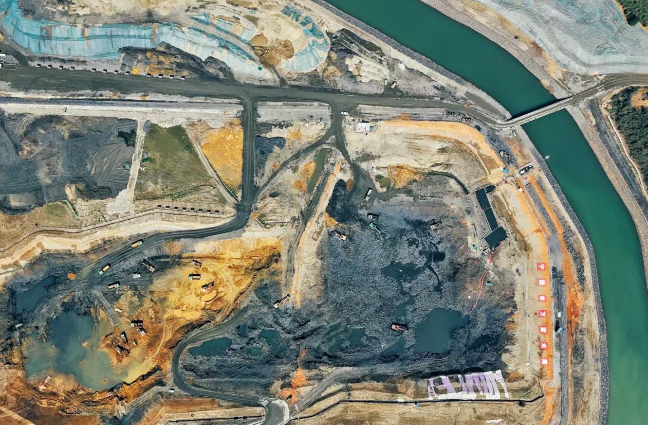 寧國市萬家水庫項目建設現場。