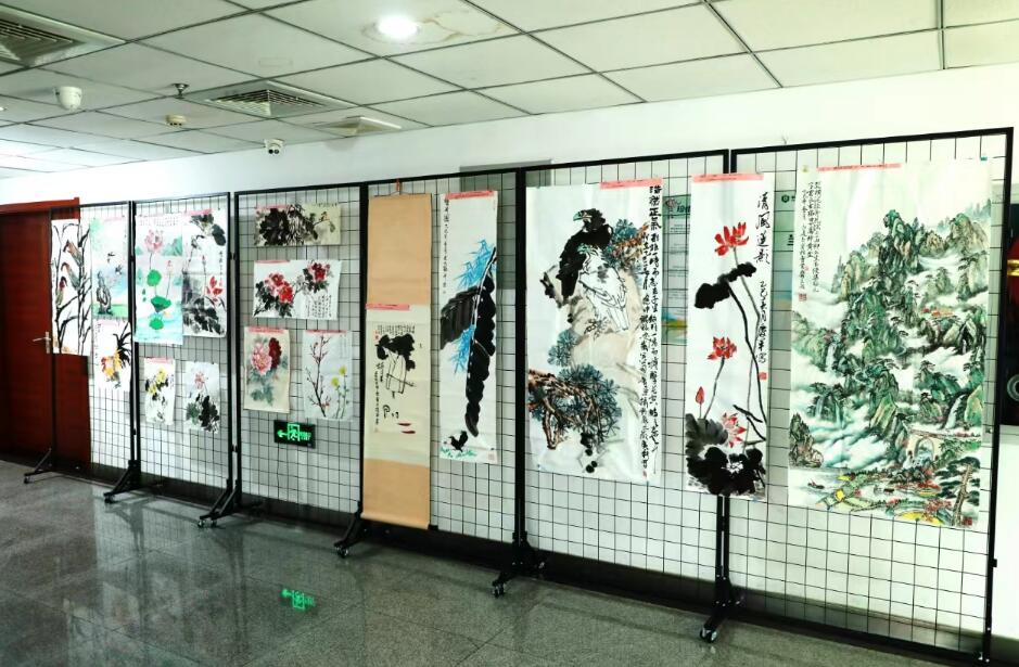 中儲糧安徽分公司舉辦第二屆廉潔主題書畫攝影展。