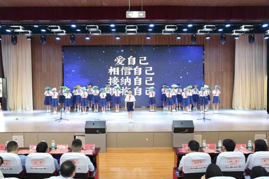 情景剧表演。