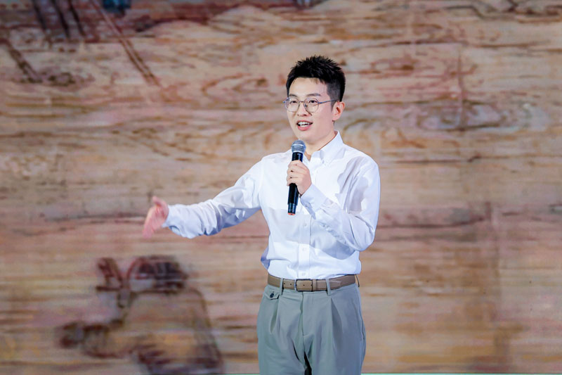 故宮文物攝影師朱楷。主辦方供圖