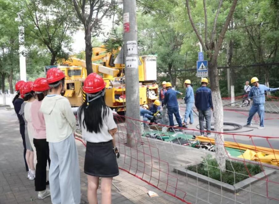 “亲情助安”活动。