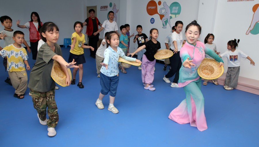 活动现场。江海社区、全椒县美协书协供图