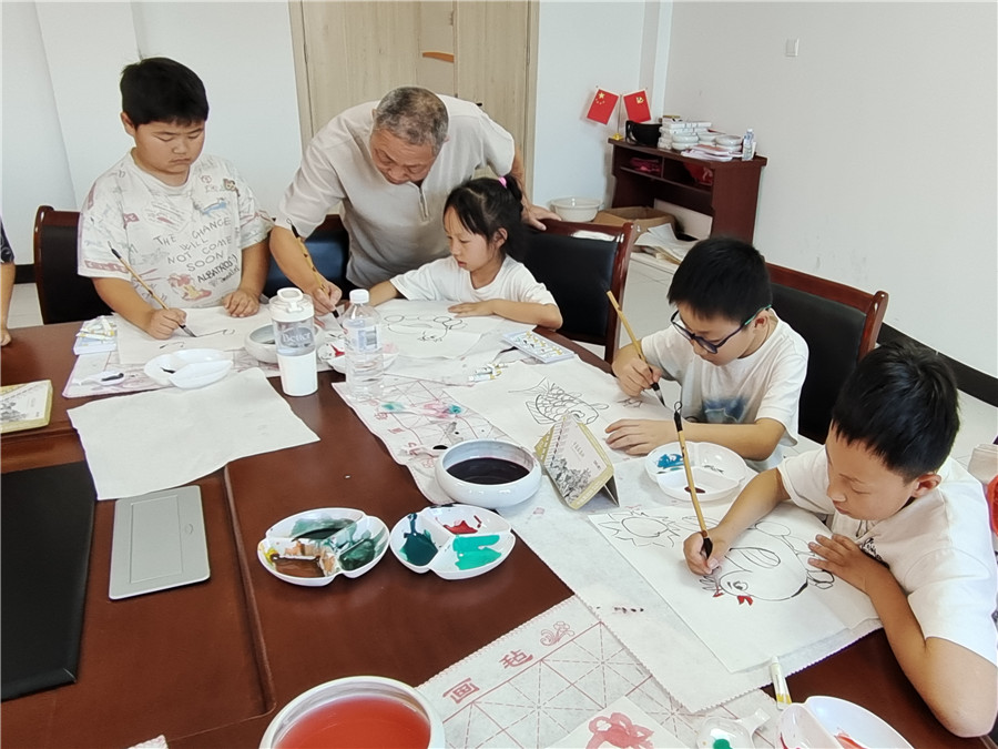 活动现场。江海社区、全椒县美协书协供图
