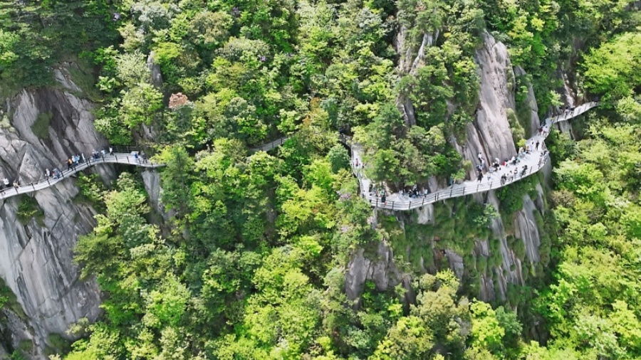 九华山风景区上半年接待游客565万人次【3】