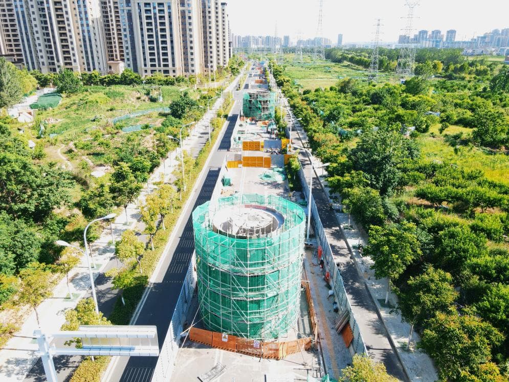 小板橋河（門台路-二十埠河）沿河截污管道工程現場。合肥水務集團供圖