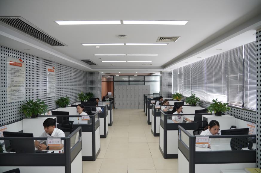 合肥热电962666服务热线呼叫中心。合肥热电供图