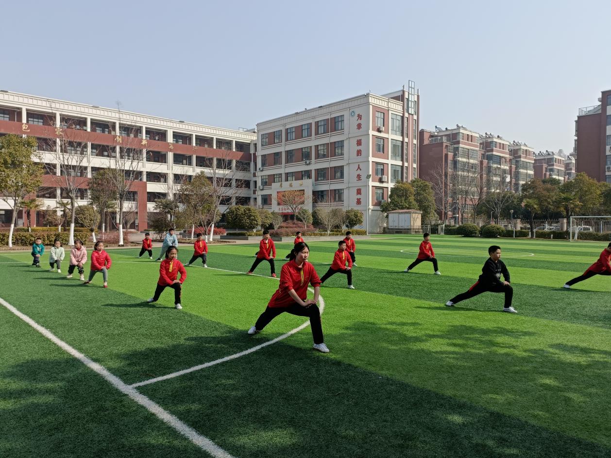 淮海东路学校武术早操。杜集区委宣传部供图