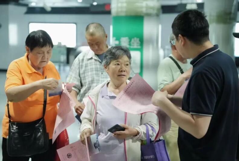 开展服务类社会救助宣传活动。