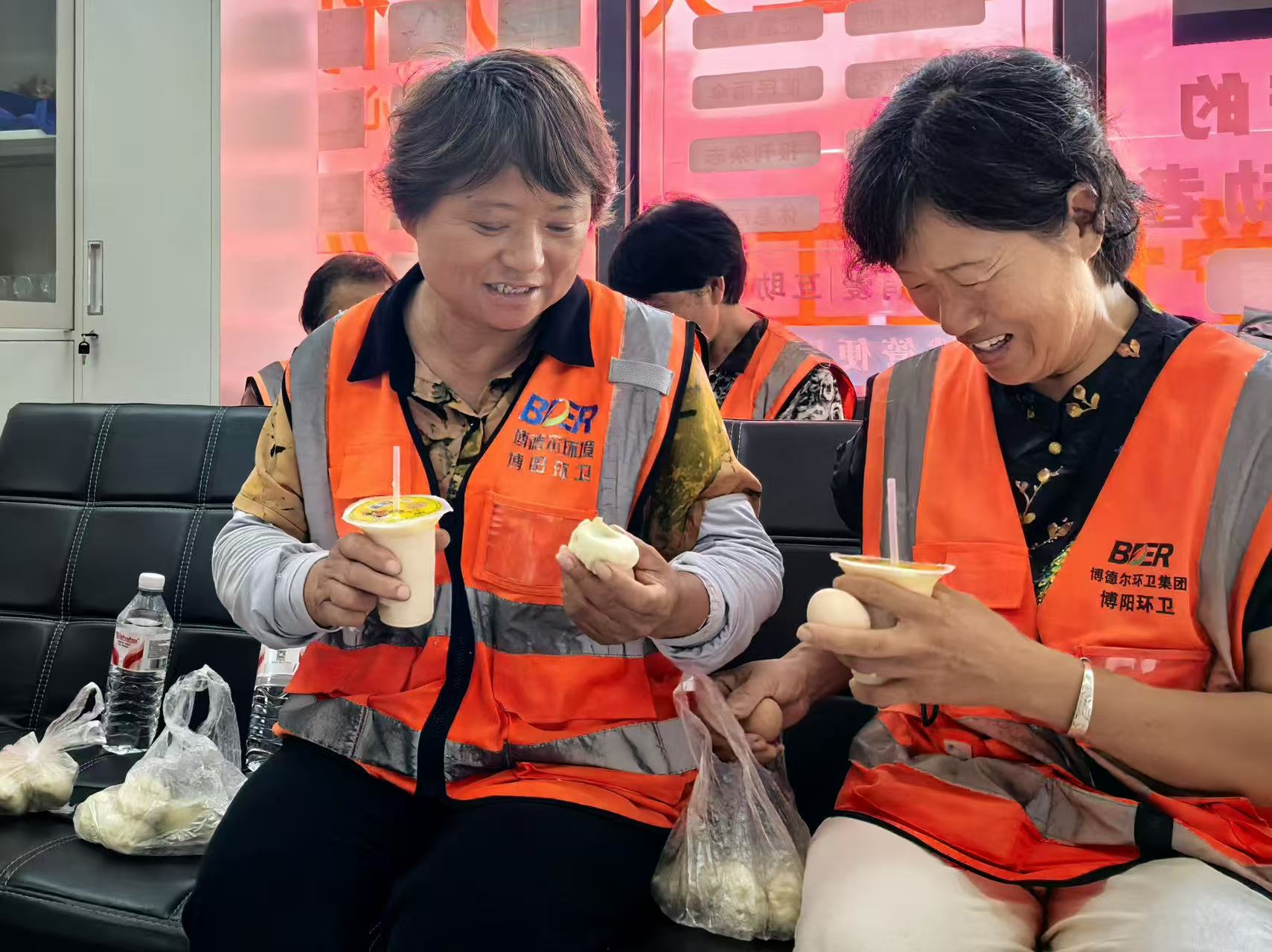 阜南“爱心早餐”公益行动持续升温。