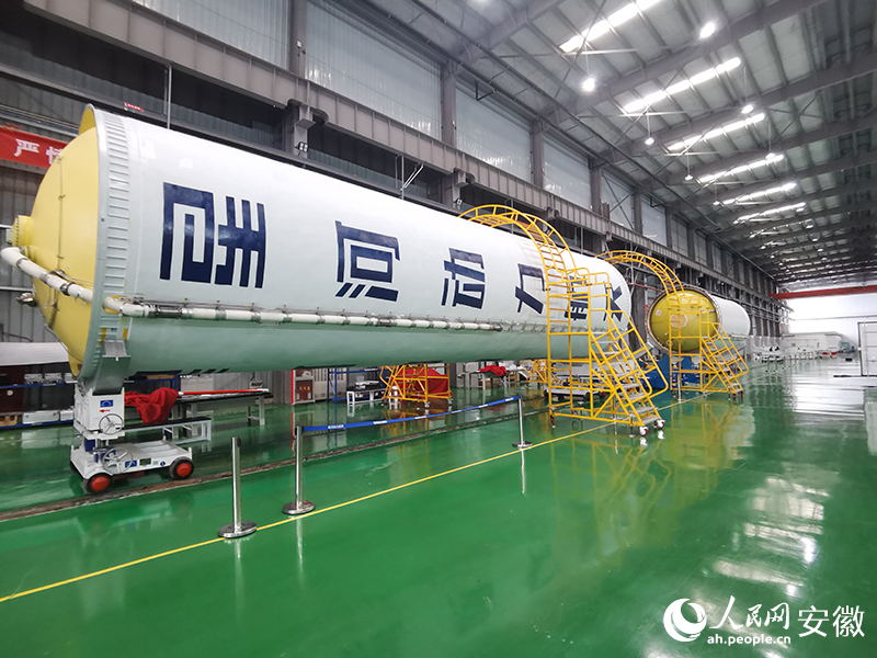 星河动力火箭总装车间。人民网 胡雨松摄
