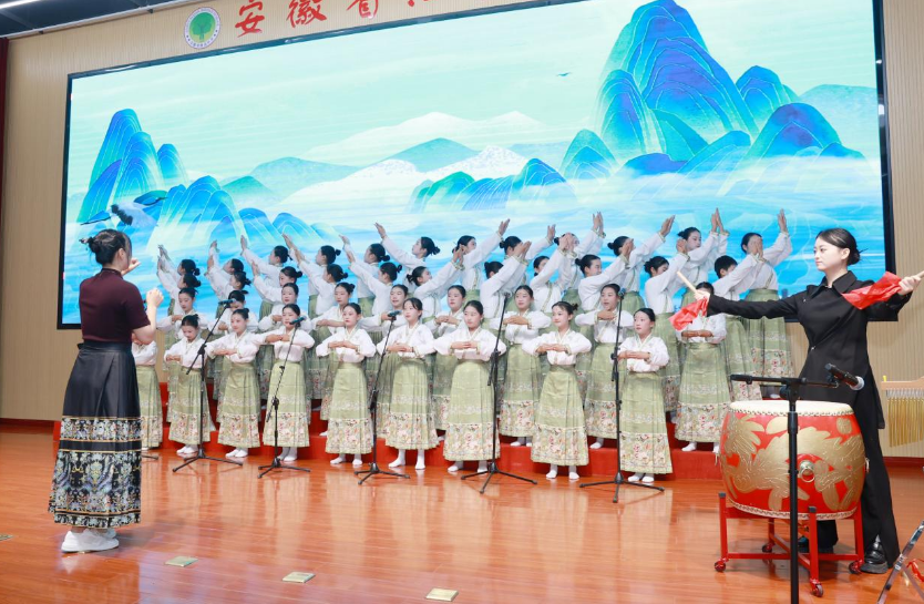 《小雅鹿鳴》合唱展演。吳天元攝