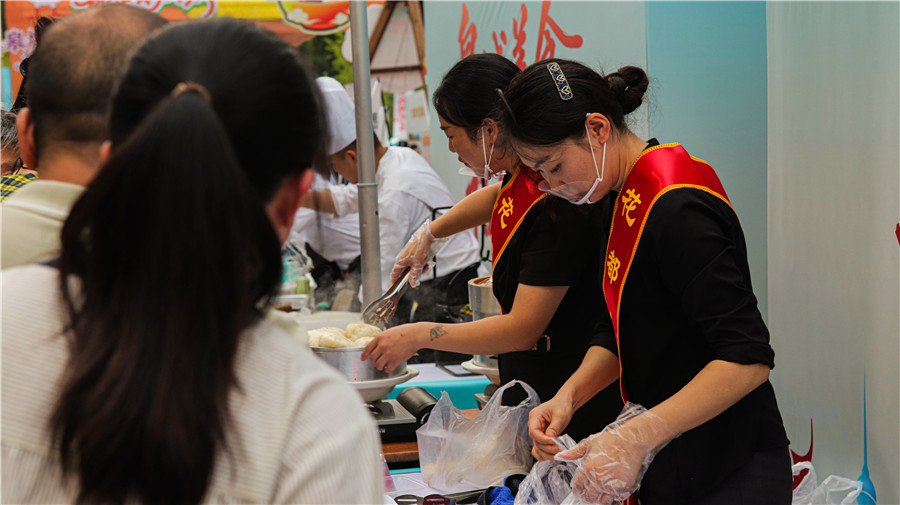 “超級皖”裡 升騰起的不止是人間煙火。