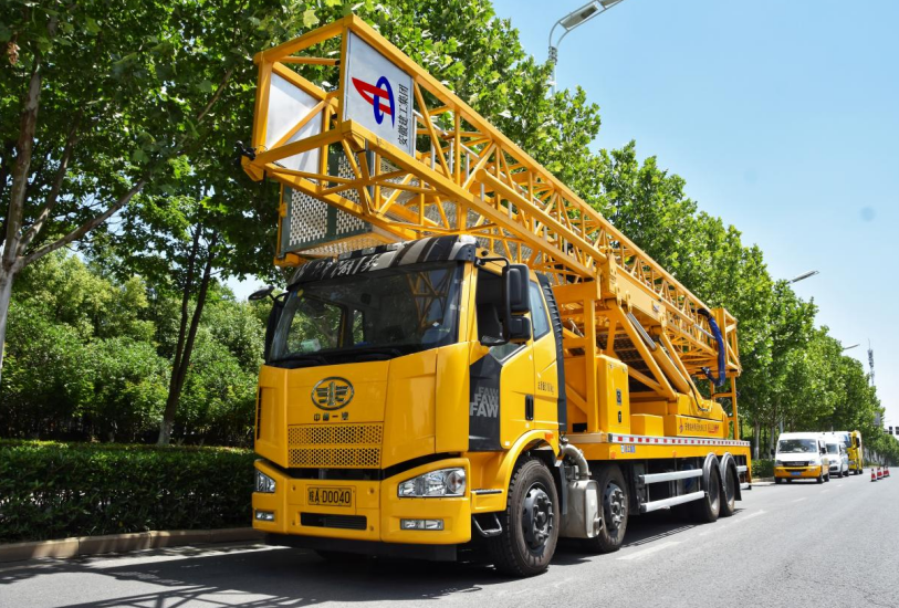 建工检测桥检车。