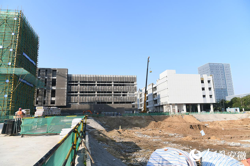 建設中的金唯生物項目。人民網記者 呂歡歡攝