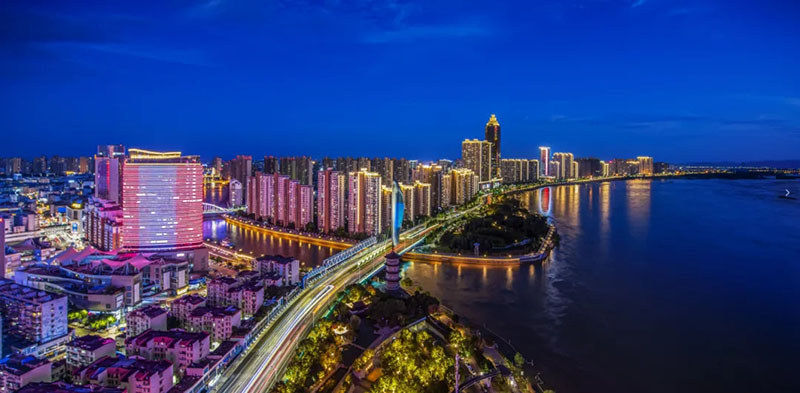 芜湖滨江夜景。芜湖市投资促进中心供图