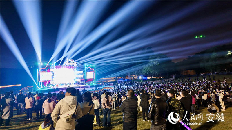 颁奖典礼现场。人民网记者 汪瑞华摄