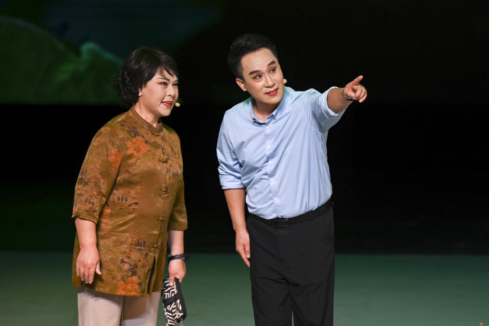 泗州戏小戏《水莲姑娘》亮相“华东六省一市现代地方小戏大赛”。濉溪县文化馆供图