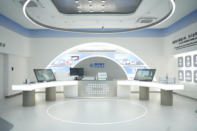 国仪量子展厅。人民网 王锐摄