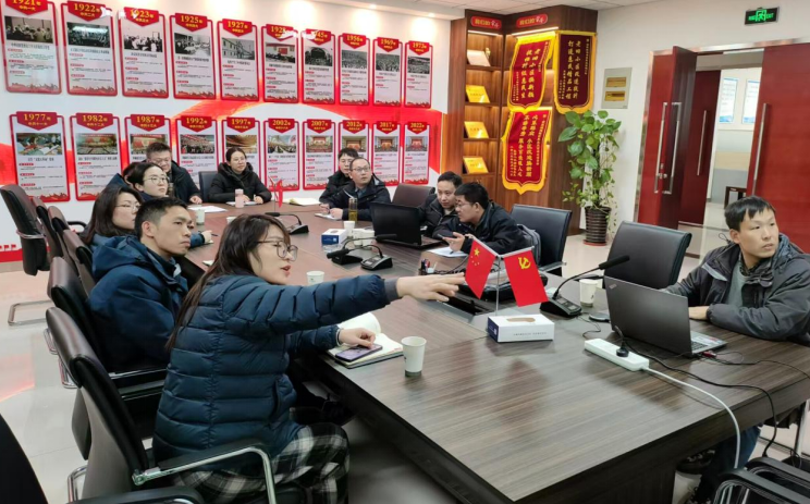 前往合肥城建开设“设计咨询专窗”。合燃华润燃气供图