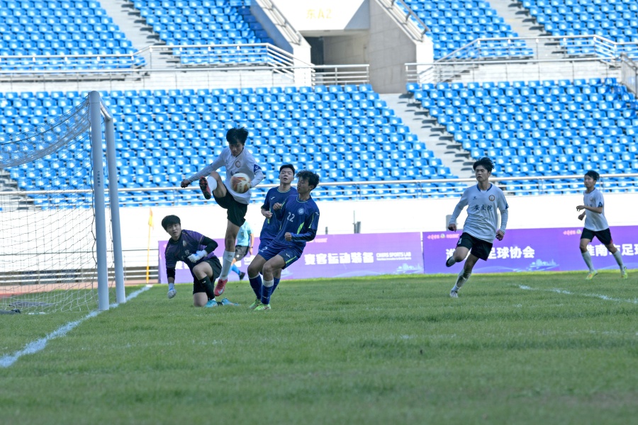 2025年淮南市高校足球聯賽精彩對決【9】