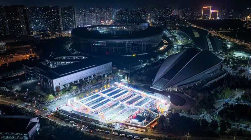 体育路夜市二期。