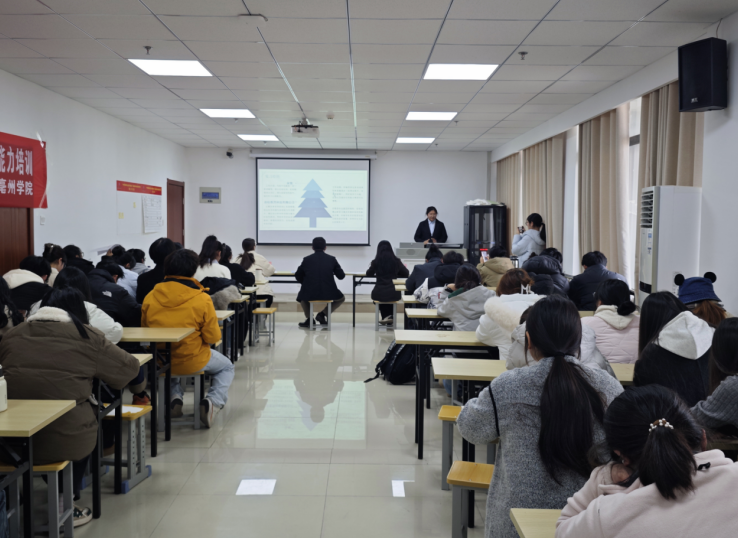 簡歷大賽現場。亳州市人社局供圖