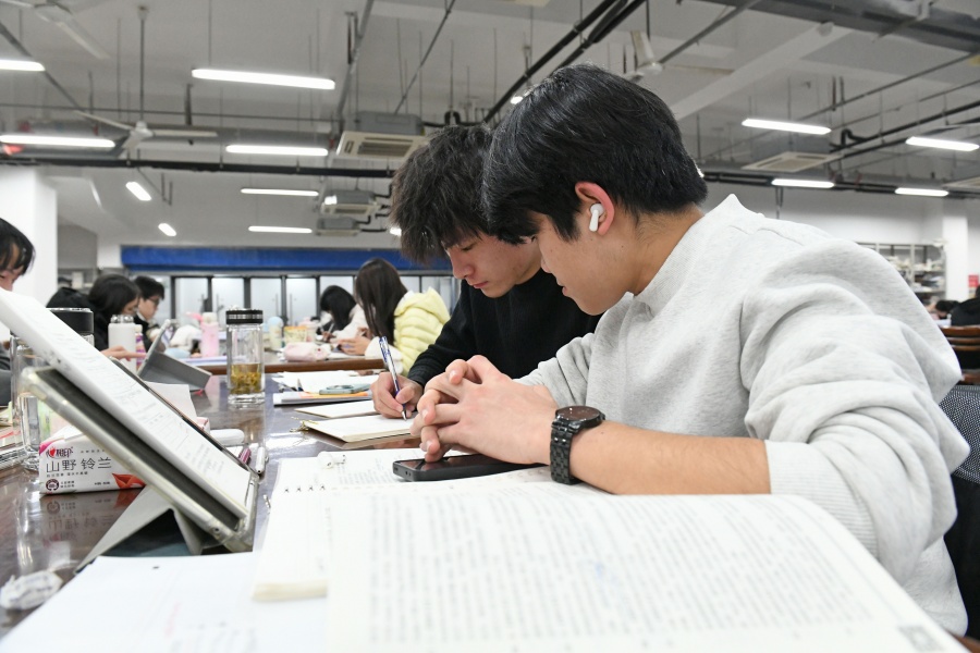 安徽淮南：考研复习备考忙【3】