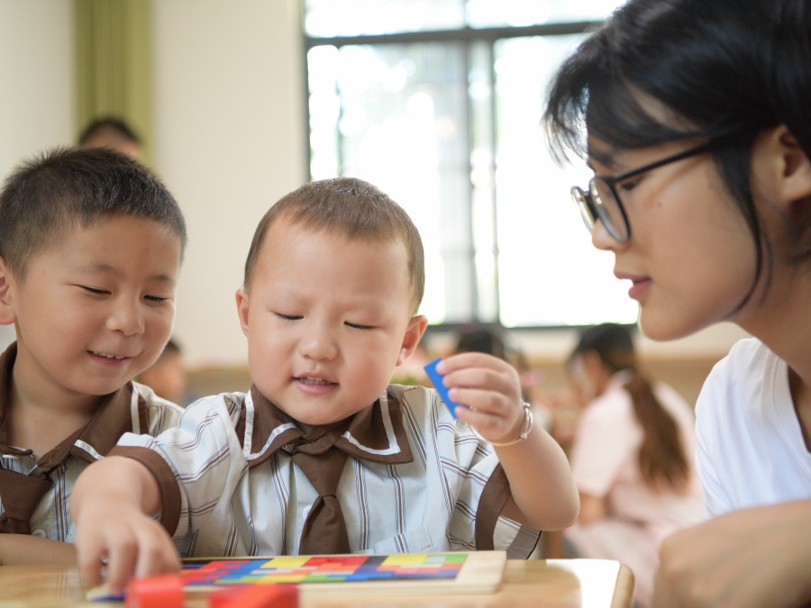 托幼园-幼儿部。