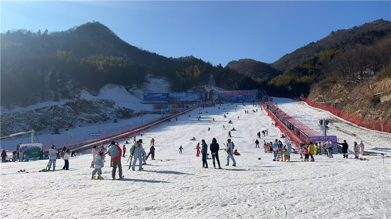 大别山滑雪场。霍山县文旅局供图