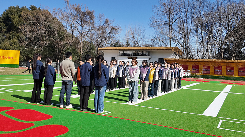 首届花桥乡村追触跑联赛开赛。湾沚区委宣传部供图