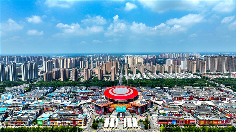 中国亳州中药材专业市场。刘勤利摄