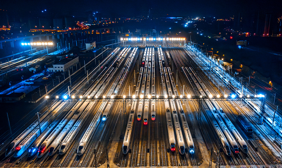 俯瞰合肥南动车运用所蓄势待发的动车。殷超摄