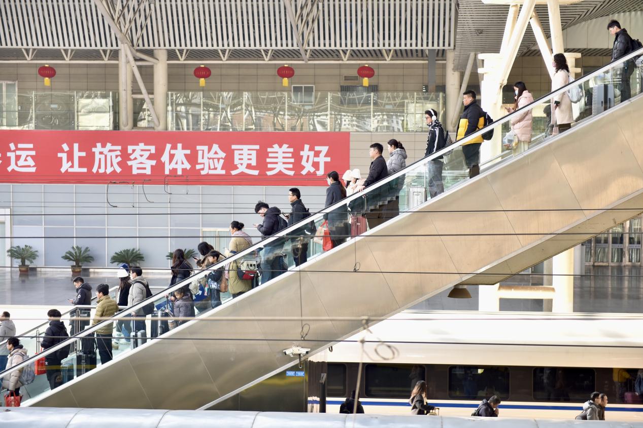 合肥瑶海：春运今日开始  温暖护航映照出行幸福底色