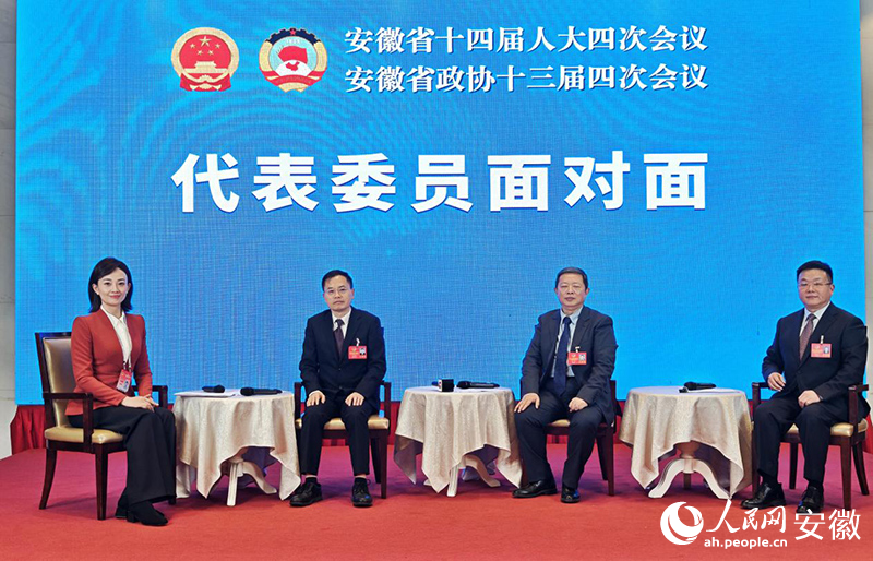 “代表委员面对面”活动现场。人民网记者 周坤摄