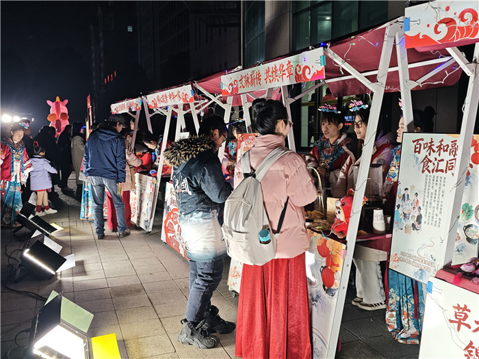 活動現場。