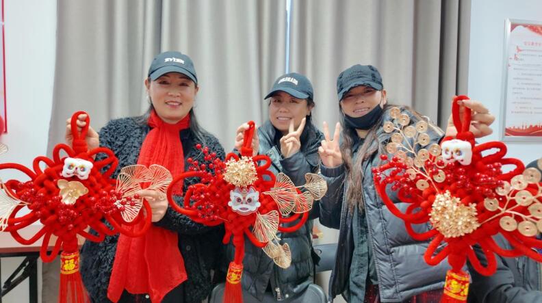 居民手工作品展示。