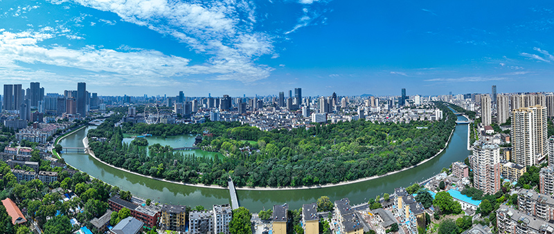 庐阳城区大景图。何刚摄